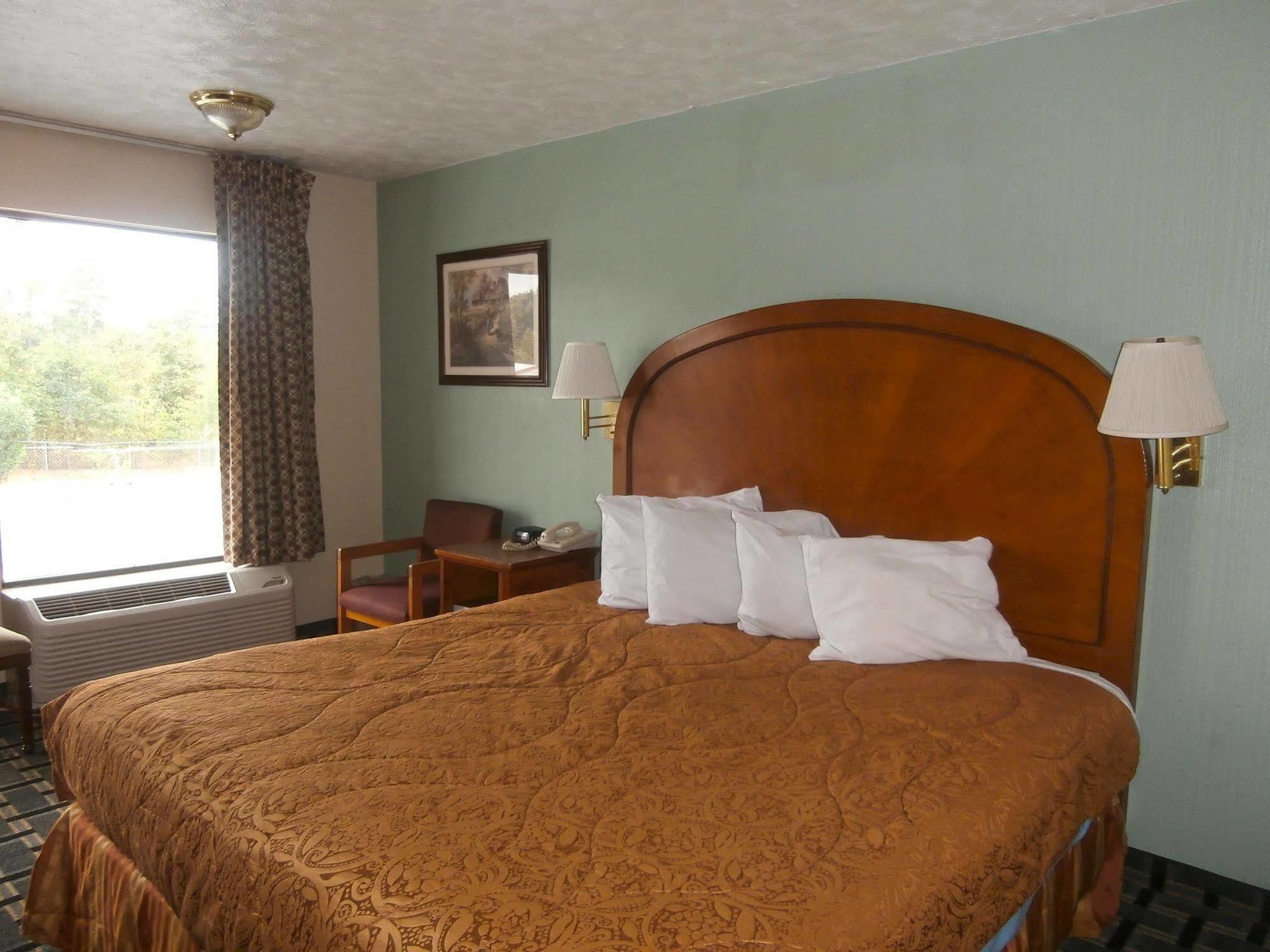 Americas Best Value Inn - Augusta / South Экстерьер фото
